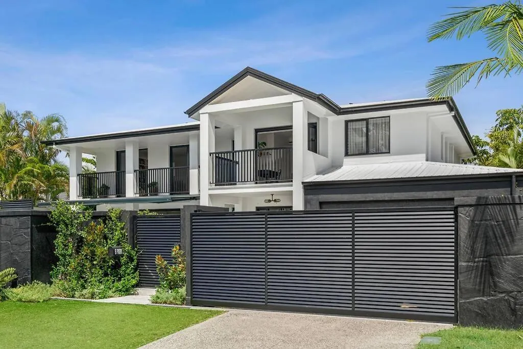 Style On Sound Luxury Home Noosa Noosaville